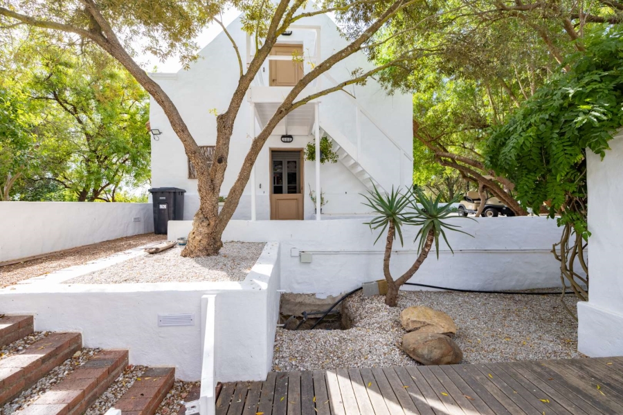 6 Bedroom Property for Sale in Klein Parys Western Cape